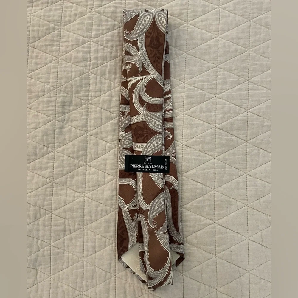 PIERRE BALMAIN Vintage Paisley Print Extra Long Silk Necktie in Browns &‎ Cream